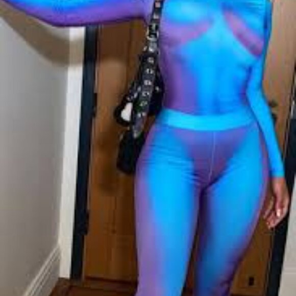 Callie Lives Xena Viral Sheer Illusion 2 PC Set – The Statement Piece You Need L - Picture 4 of 4